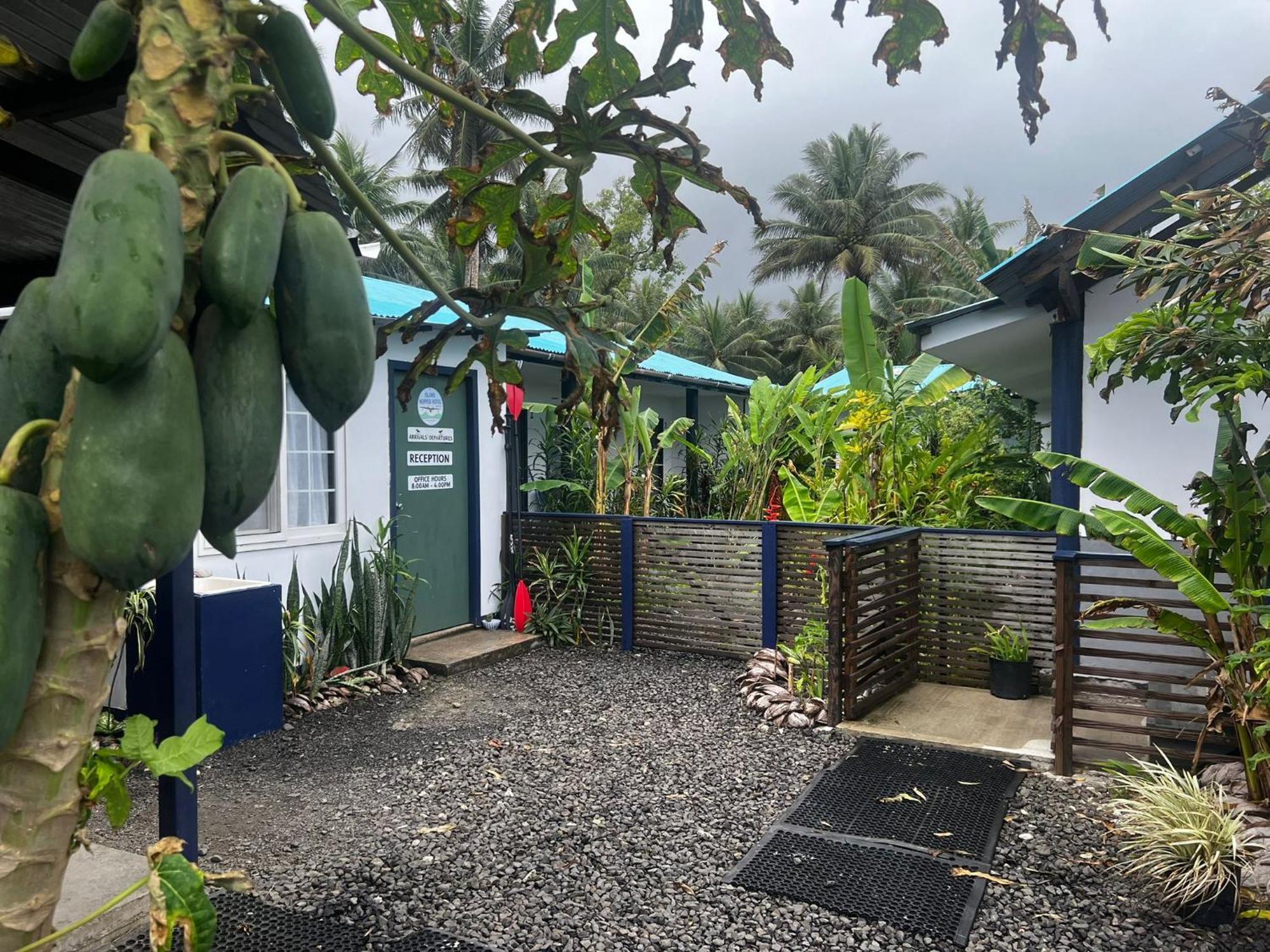 Island Hopper Hotel Yepan Exterior photo